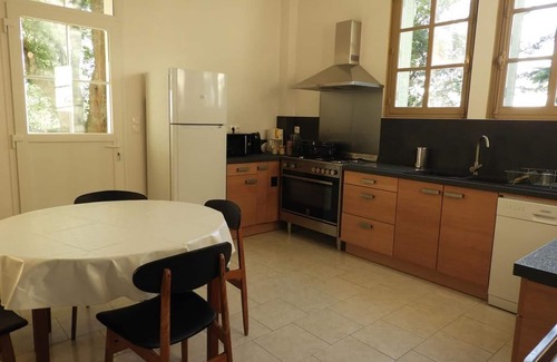 Ecommoy Cottage | Charming Cottage Near Le Mans: Garden, Terrace, 4 Bedrooms, 3 Bathrooms, Wi-Fi, Family Friendly