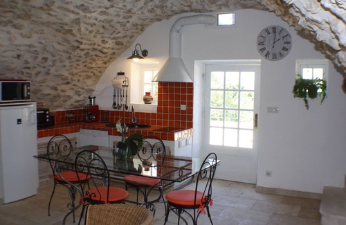 Nyons Cottage | Charming cottage. Nice view of Nyons