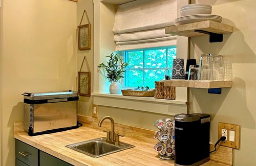 Lewistown Cottage | Charming Cottage Retreat in Lewistown – Sleeps 4