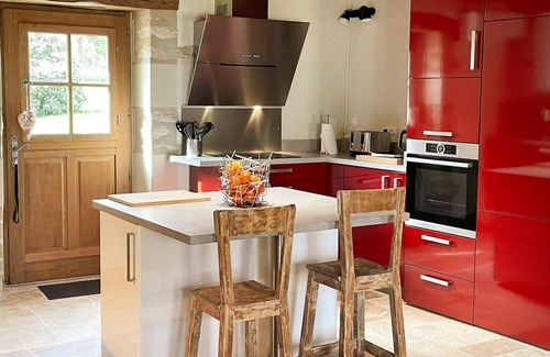 Chedigny Cottage | Charming cottage with garden in Chédigny