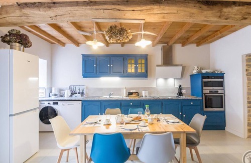 Sainte-Croix-Hague Cottage | Charming Cottage with Garden, Near the Beach, WiFi, and Family-Friendly Amenities
