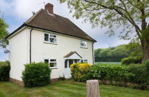 East Ashling House | Charming Country Cottage Nr City & Southdowns