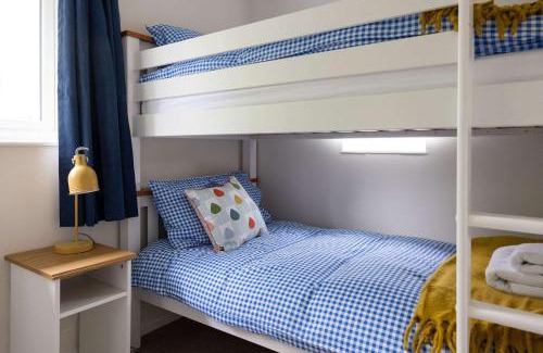 East Ashling House | Charming Country Cottage Nr City & Southdowns