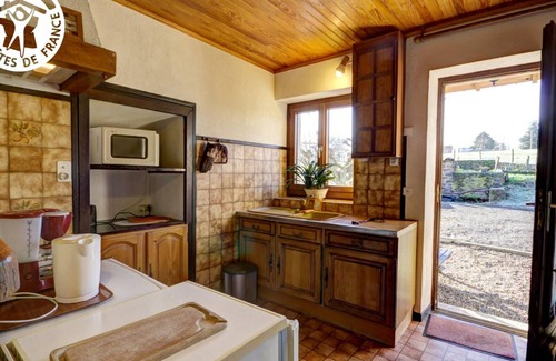 Saint-Chamond Cottage | Charming Country Cottage with Terrace, Near Trails and St-Etienne