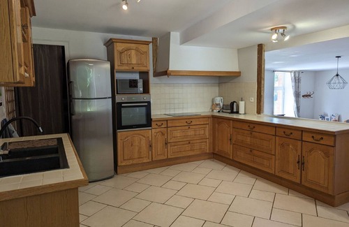 Audeville Cottage | Charming Country House between Paris & Orléans with Private Garden and Modern Amenities