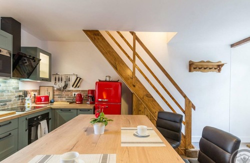 Coutances Cottage | Charming Countryside Retreat with Private Terrace and Fireplace, 13km from Beaches
