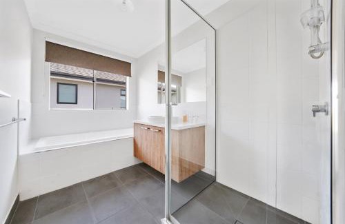Berwick House | Charming Cozy Stylish Unique Retreat, Steps from Alira Village Mall, Park