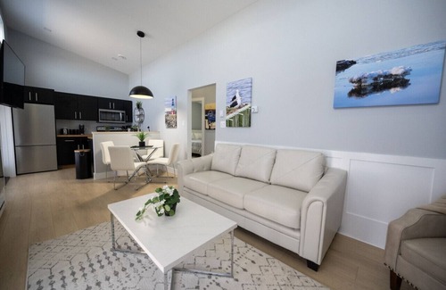 Cheticamp House | Charming Dockside Escape: Life by the Ocean