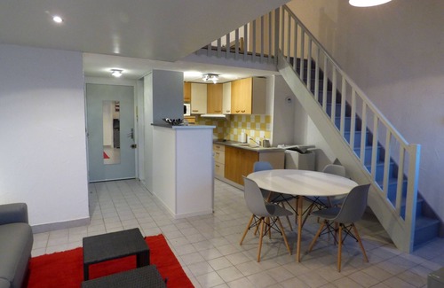 Frontignan Apartment | Charming duplex of 45m ² overlooking marina