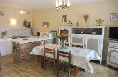 Tourville-sur-Sienne Cottage | Charming Farmhouse: Beach Nearby, Pet-Friendly, WiFi, BBQ, Fishing Pond, Farm Activities