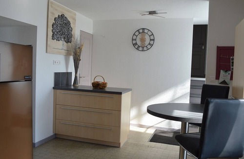Montaiguet-en-Forez Cottage | Charming Farm Stay: Nature, Horse Breeding, Fishing, Near Pal & Vichy, Wifi, Terrace, Sleeps 8