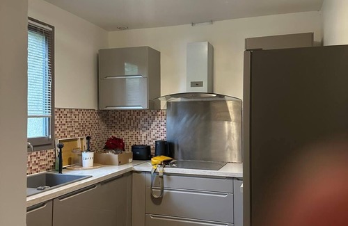 Champs-sur-Marne Cabin | Charming family home conveniently located between Paris and Disney!
