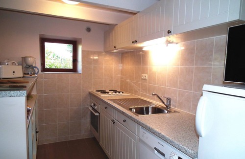 Gavaudun Cottage | Charming family cottage in Holiday Resort * swimming pool, tennis, bar, etc.