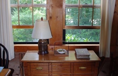 Woods Hole Cottage | Charming, Family Friendly and Convenient 4-Bedroom Cottage in Woods Hole