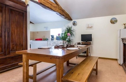 Corcoue-sur-Logne Cottage | Charming Farmhouse Near Nantes with Pond, WiFi, and Baby Equipment