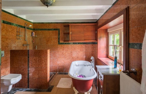Well Other | Charming farmhouse in Well with garden