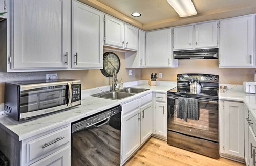 Flagstaff Condo | Charming Flagstaff Condo Near Golfing & Hiking!