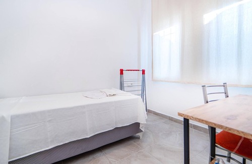 Turgutreis City Center Apartment | Charming Flat w Terrace 3 min to Beach in Bodrum