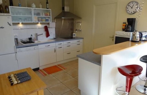 La Chapelle-des-Marais Cottage | Charming Renovated Cottage in Brière Park with Garden, Near Guérande