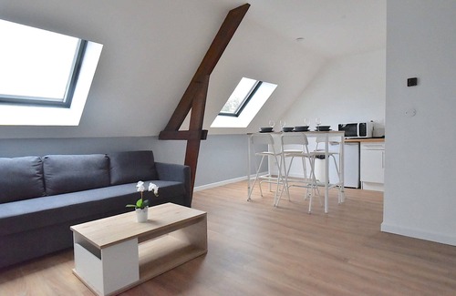 Vert-le-Grand Apartment | Charming, fully-equipped, refurbished F2.