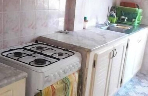 Tabarka Villa | Charming furnished and air-conditioned Villa S+2 with private parking in Tabarka - city