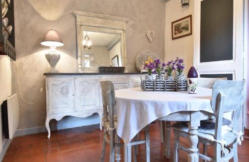 Mezy-Moulins House | Charming Gîte in France for a Private Getaway