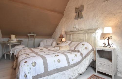 Mezy-Moulins House | Charming Gîte in France for a Private Getaway