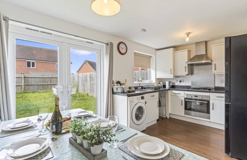 Royal Leamington Spa House | Charming House in Leamington Spa with Free Parking