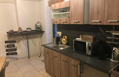 Flines-les-Mortagne Apartment | Charming gîte with air conditioning, parking and terrace near Saint-Amand-les-Eaux