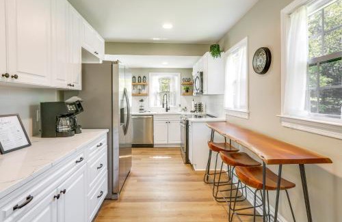 Greensboro House | Charming Greensboro Home - 2 Mi to Downtown!