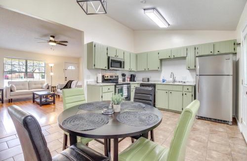 Hinesville House | Charming Hinesville Home Less Than 6 Mi to Fort Stewart