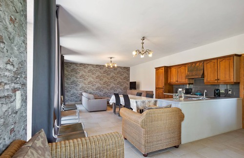 Geetbets House | Charming Holiday Home in Geetbets with Terrace