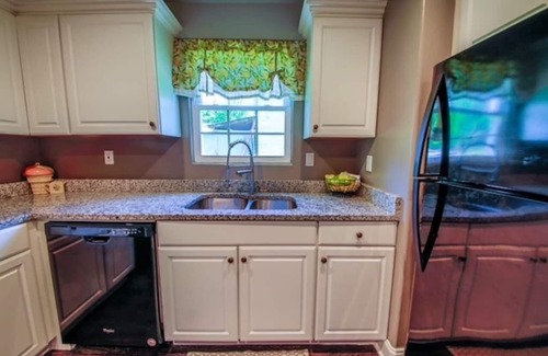 Brighton House | Charming home in Brighton, TN – Close to Memphis