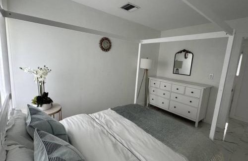 Parker Ridge House | Charming Home near Shops & Beach