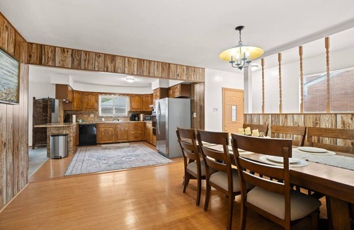 Dearborn Heights House | Charming Home Near Target and Parks 2 Bathrooms