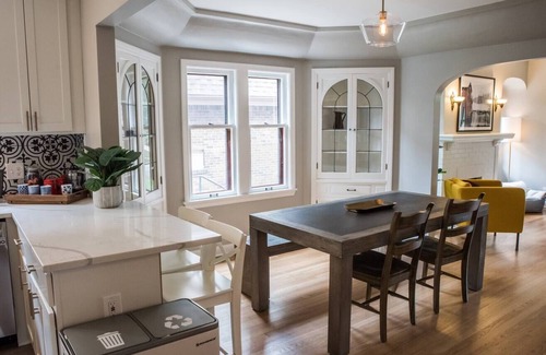Shorewood Apartment | Charming home w/fire pit, walk to Lake Michigan