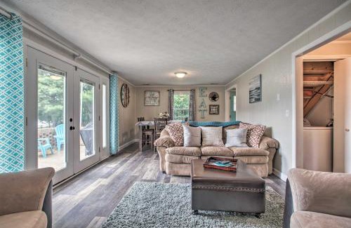 Ingles House | Charming Home with Private Dock on Claytor Lake!