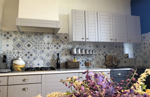 Belmont-Luthezieu House | CHARMING HOUSE WITH SUPERB SWIMMING POOL NEAR THE GRAND COLOMBIER.