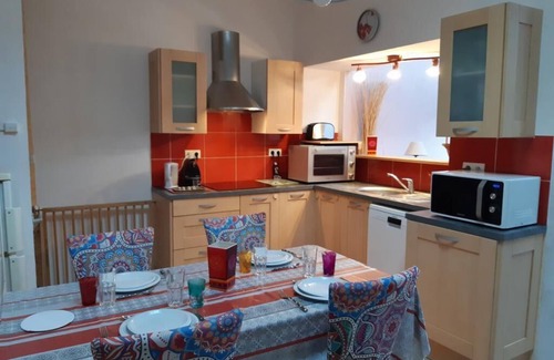 La Rochelle House | Charming house ALL COMFORT, garden, near beach, downtown