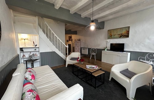 Barrou House | Charming House in Barrou: 2 Bedrooms, WiFi, Pet-Friendly, Near La Roche-Posay & Futuroscope