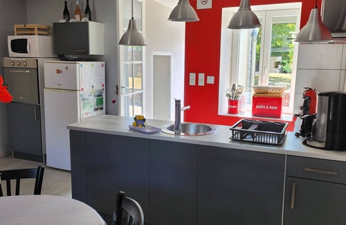 Saint-Marcel Cottage | Charming house in the heart of Berry with garden and terrace