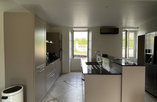 Saint-Robert House | CHARMING HOUSE in a listed village 25 min from Brive and 20 min from Pompadour