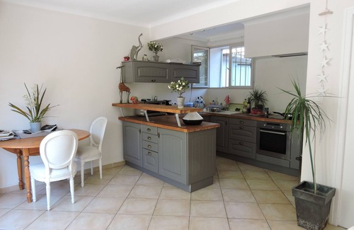 Beaulieu Villa | Charming house, Large swimming pool, landscaped garden, sunny, quiet, near beach