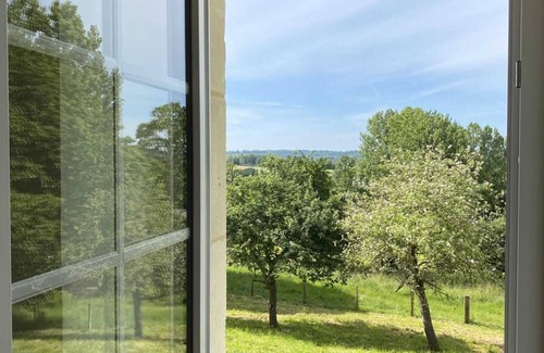 La Mesniere Cottage | Charming house with foosball and garden in the heart of Perche
