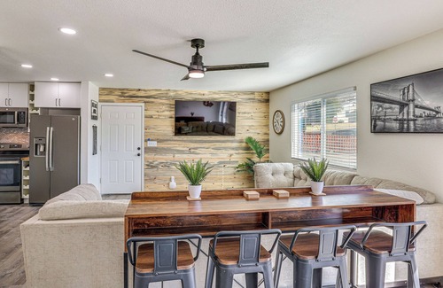 Kingman House | Charming Kingman Casita < 1 Mi to Route 66!