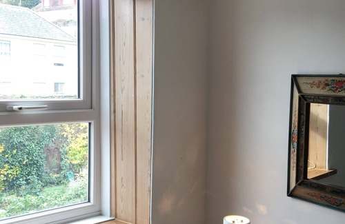 Shaldon Cottage | Charming Lovingly Restored Beachside Cottage Free bank holiday regatta week