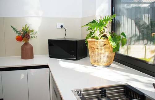 Innaloo House | Charming mordern 2-bedroom house with greenery garden in Innaloo