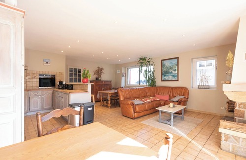 Ouzous Cottage | Charming mountain retreat – Renovated sheepfold, hiking and skiing nearby