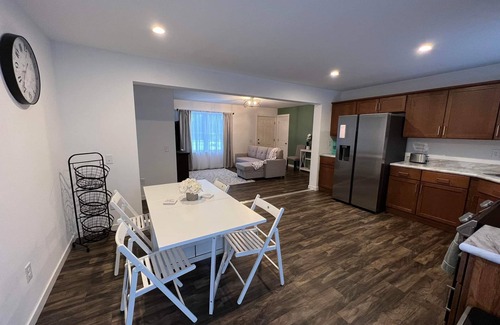Littleton House | Charming new 3-bedroom house in delightful Littleton with WiFi, AC