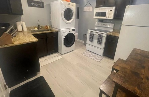 Arabi Condo | CHARMING NEWLY RENOVATED 2 BEDROOM 5 MINUTES TO FRENCH QUARTER